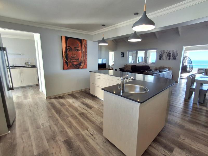 4 Bedroom Property for Sale in Da Gama Bay Western Cape